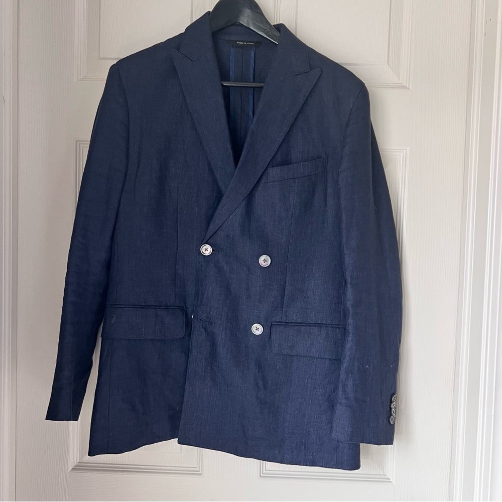 Banana Republic Men's Linen Navy Double-Breasted Blazer in 36S